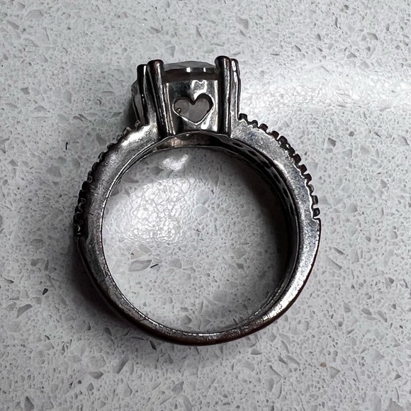 Round Cushion Cut Double Band Crystal Cocktail Ring 💍 - Picture 7 of 16